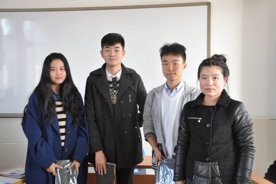 E:\法硕照片\15级1217辩论赛\100NCD90\DSC_0105.JPG